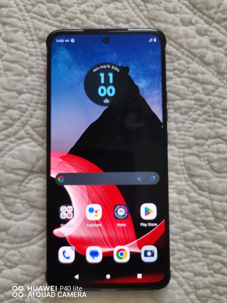 Motorola ThinkPhone 256GB Volcanic Grey - Like New! image indicator(7)