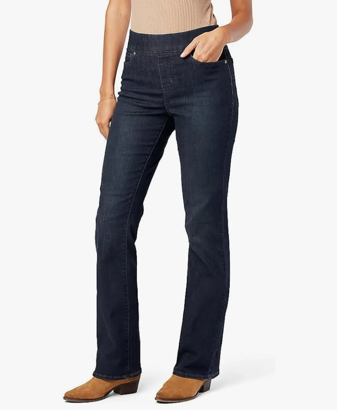 Levi Strauss Gold Label Women’s Totally Shaping Pull-On Bootcut thumbnail