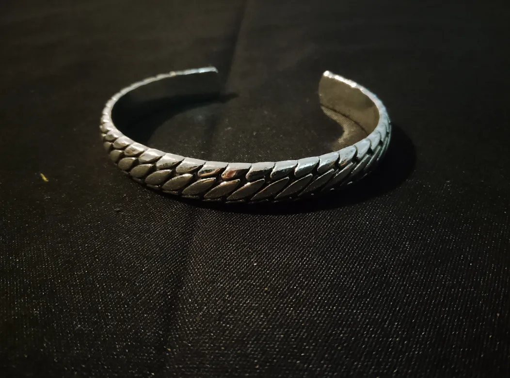 Silver Tone Cuff Bracelet thumbnail
