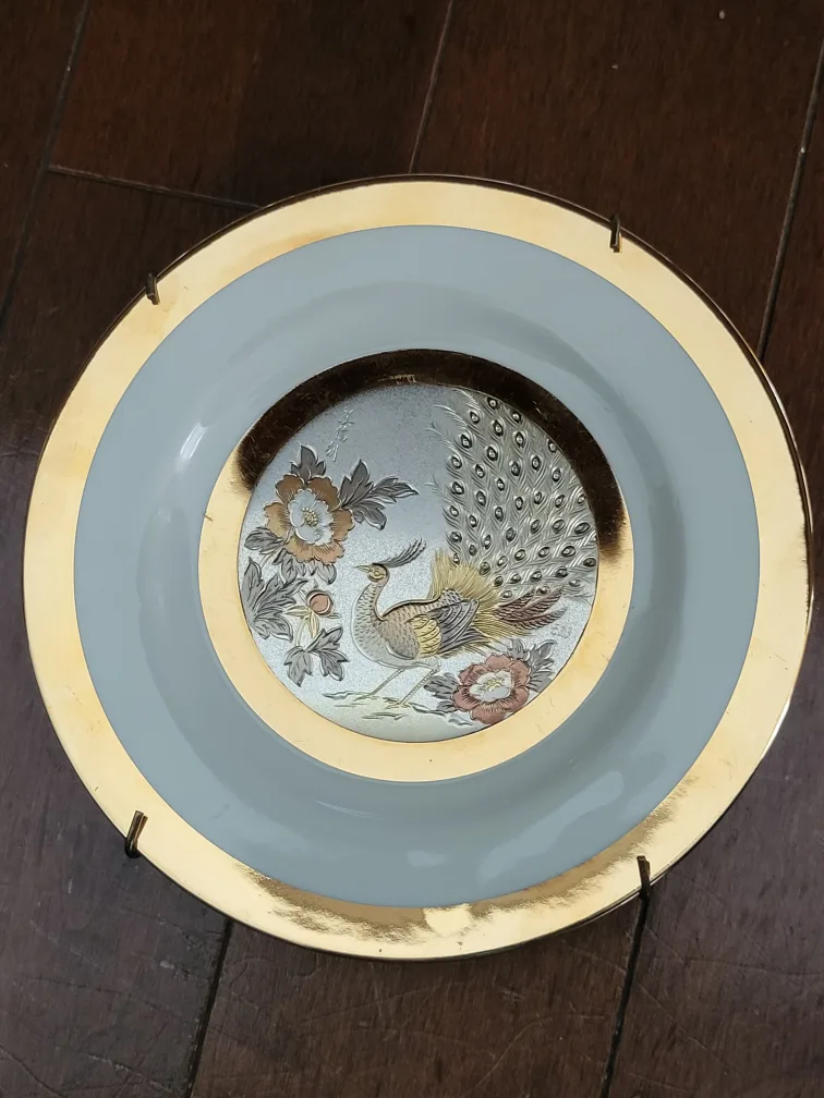Peacock Chokin Yoshinobu Hara Limited Edition Plate image indicator(2)