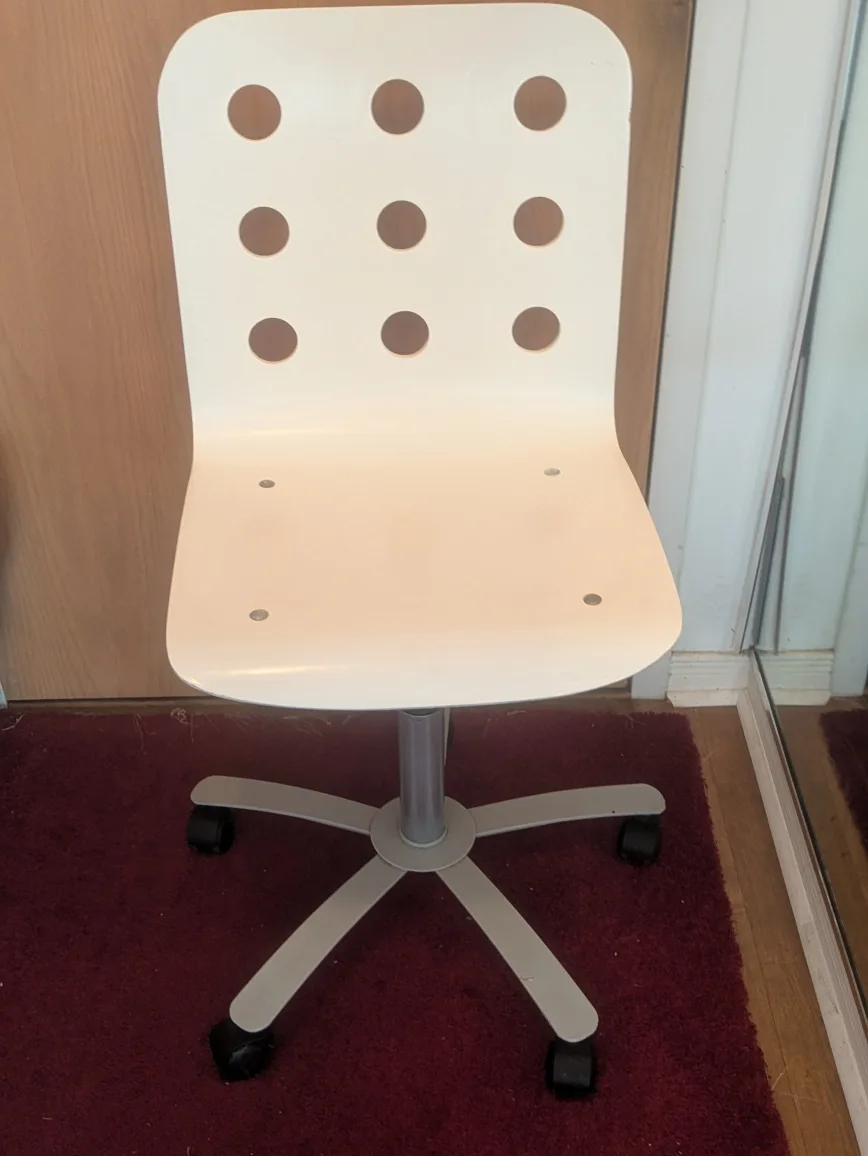 IKEA Jules White Swivel Desk Chair thumbnail