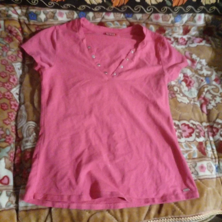 Guess Pink T-Shirt thumbnail
