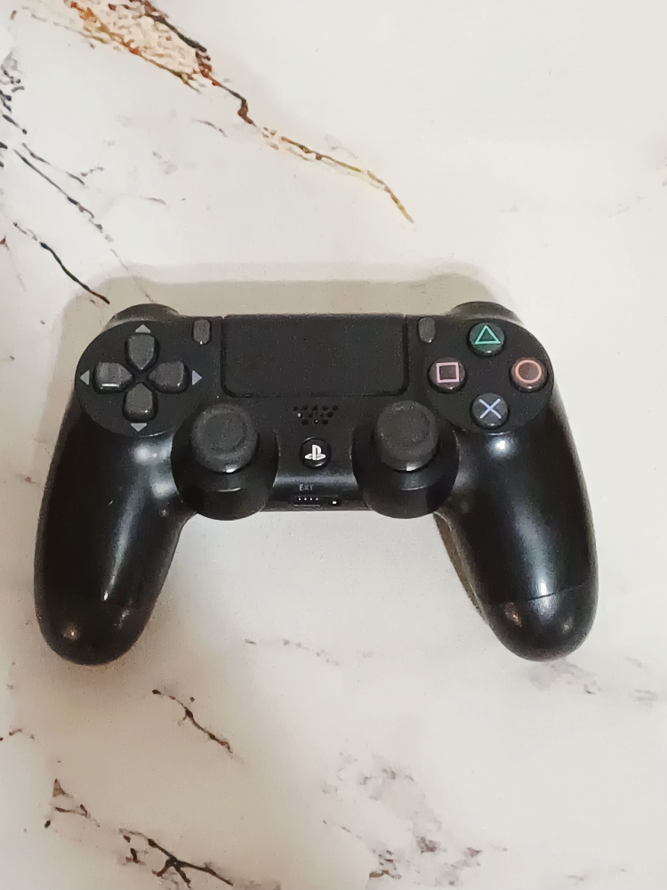 Dual Shock Ps4 Controller-Color Black (working)