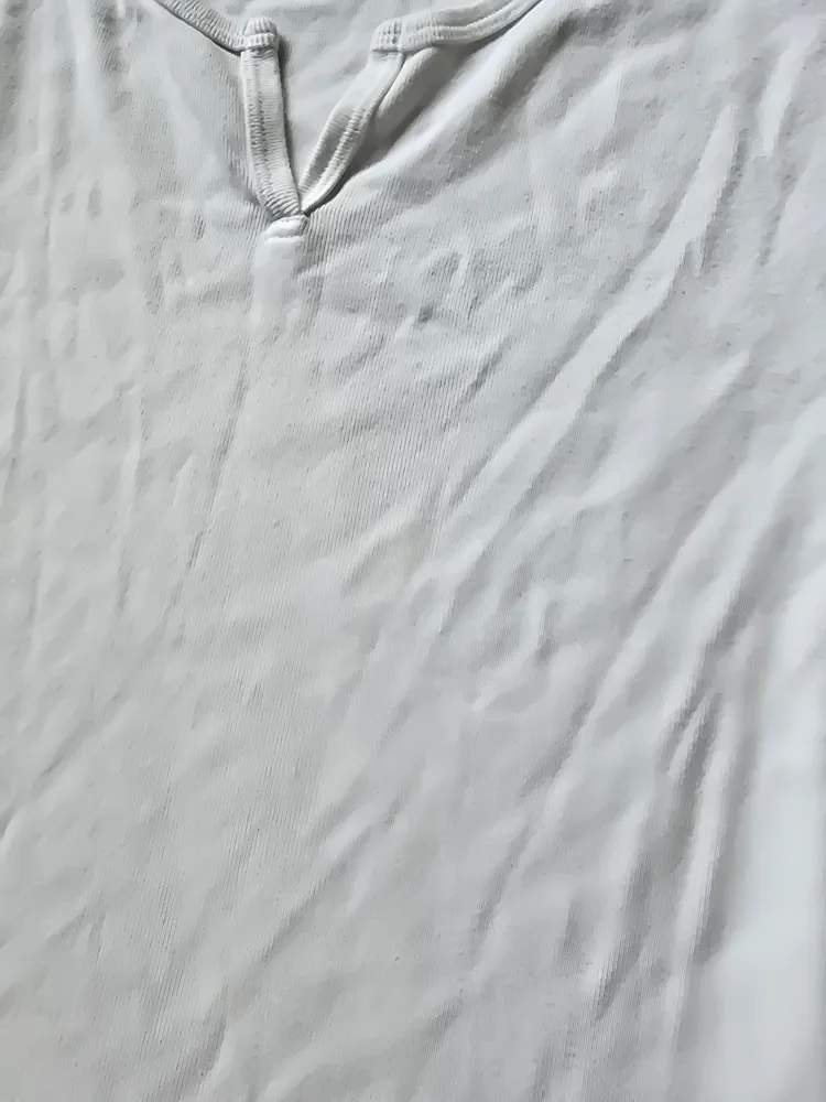 Brandy Melville White Cotton T-Shirt image indicator(3)