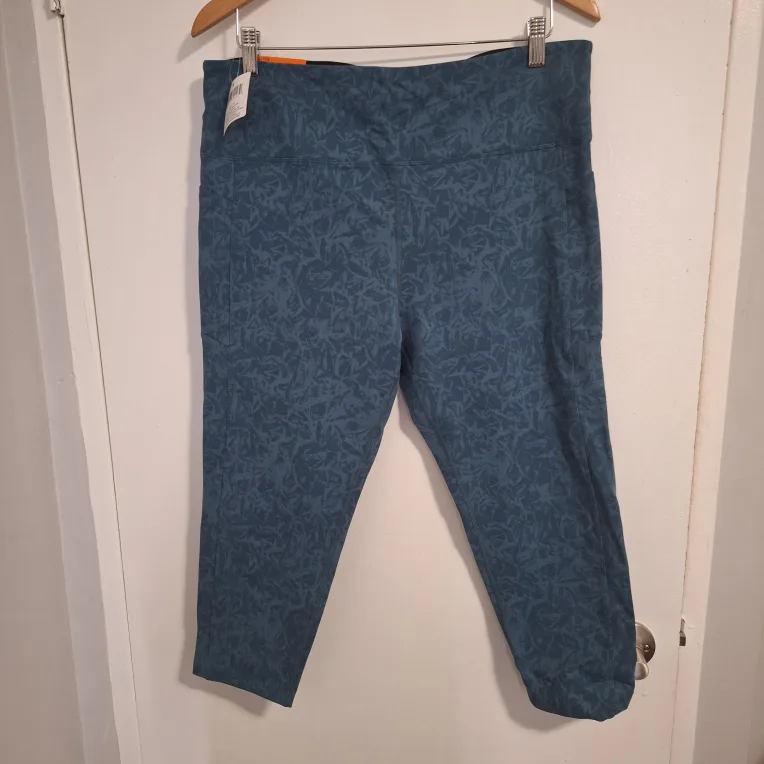New Supplex Crop Tight Leggings XXL thumbnail