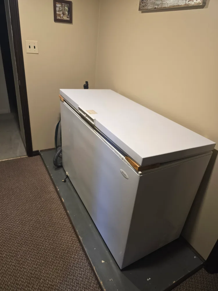 Whirlpool Chest Freezer