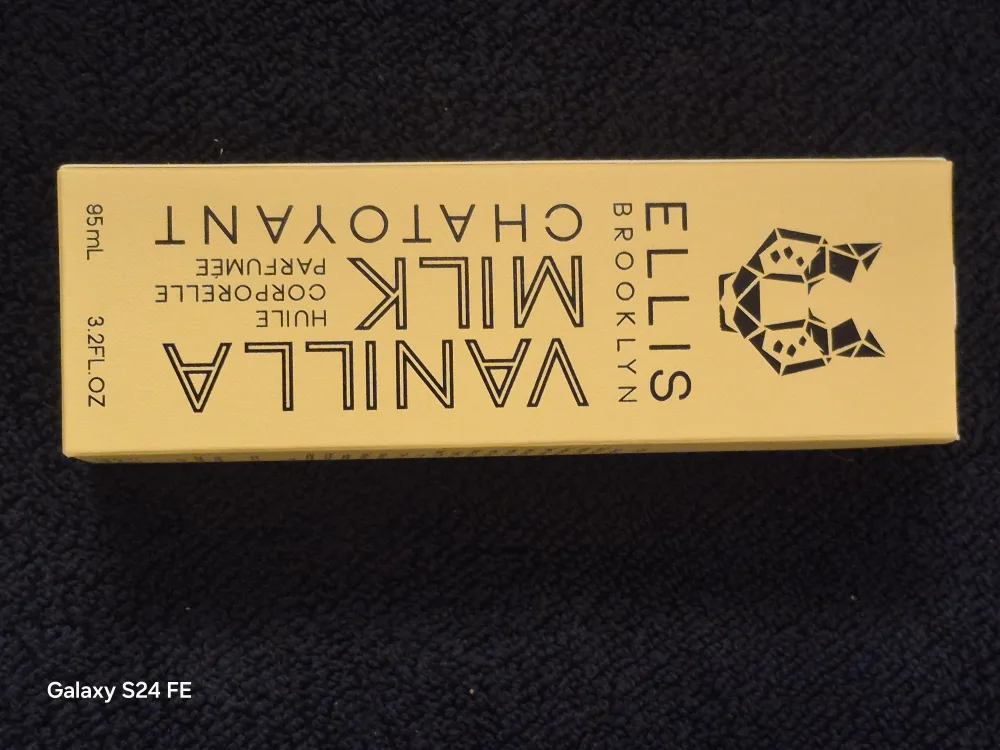 Ellis Brooklyn Vanilla Milk Shimmering Scented Body Oil - New image indicator(6)