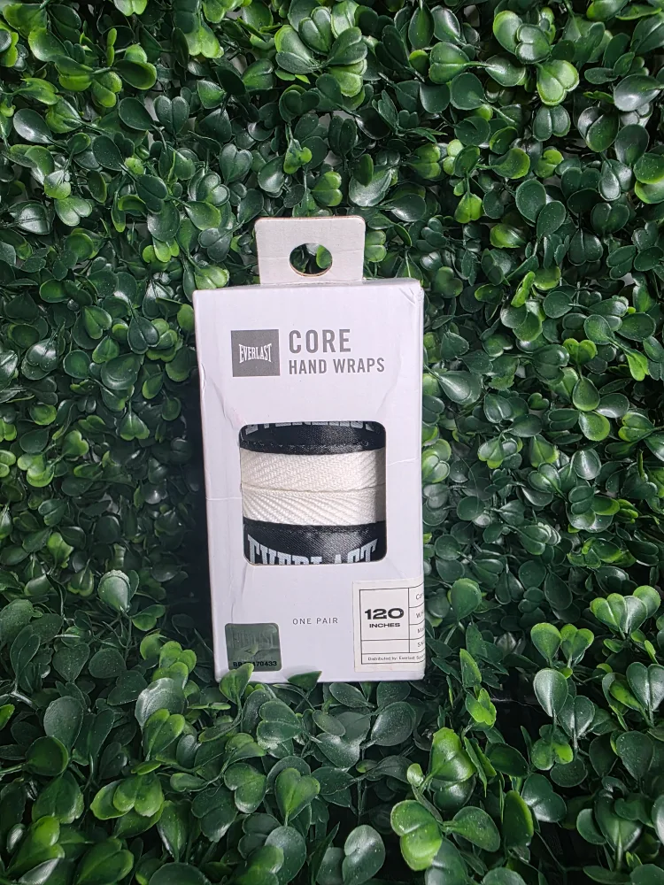 Everlast Core Hand Wraps - New in Box! thumbnail