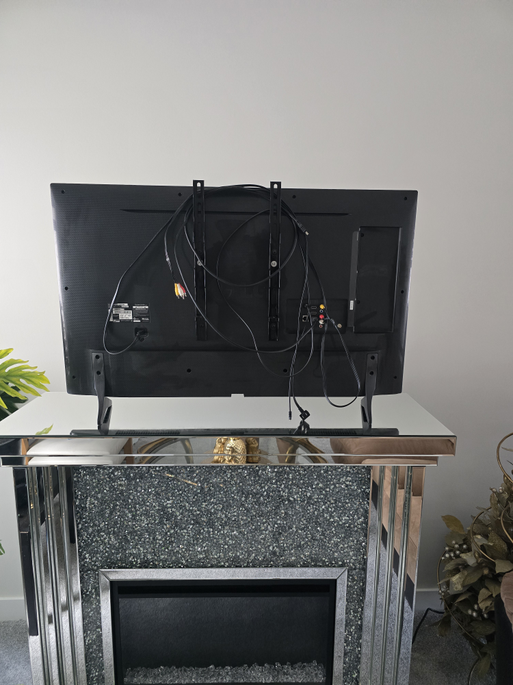 LG 43UF6800 43" 4K Ultra HD LED TV - photo 3