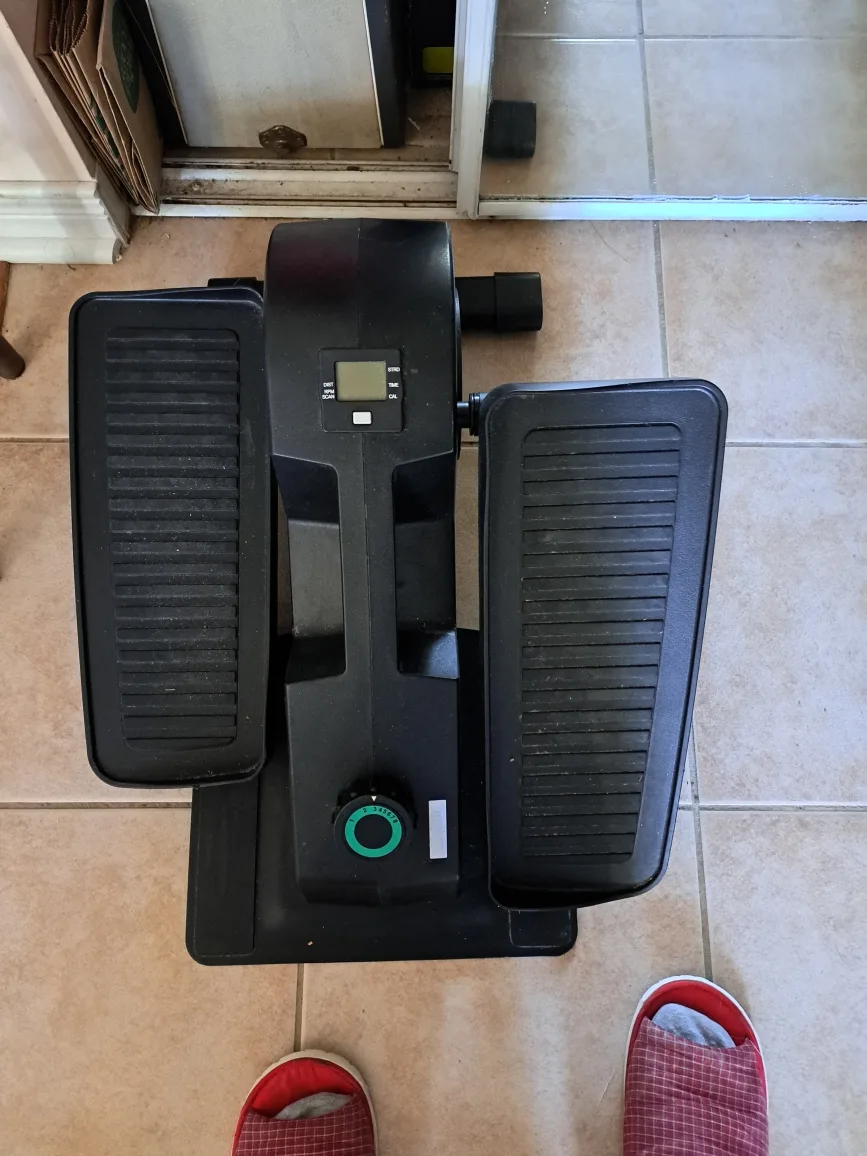Mini Elliptical Machine thumbnail