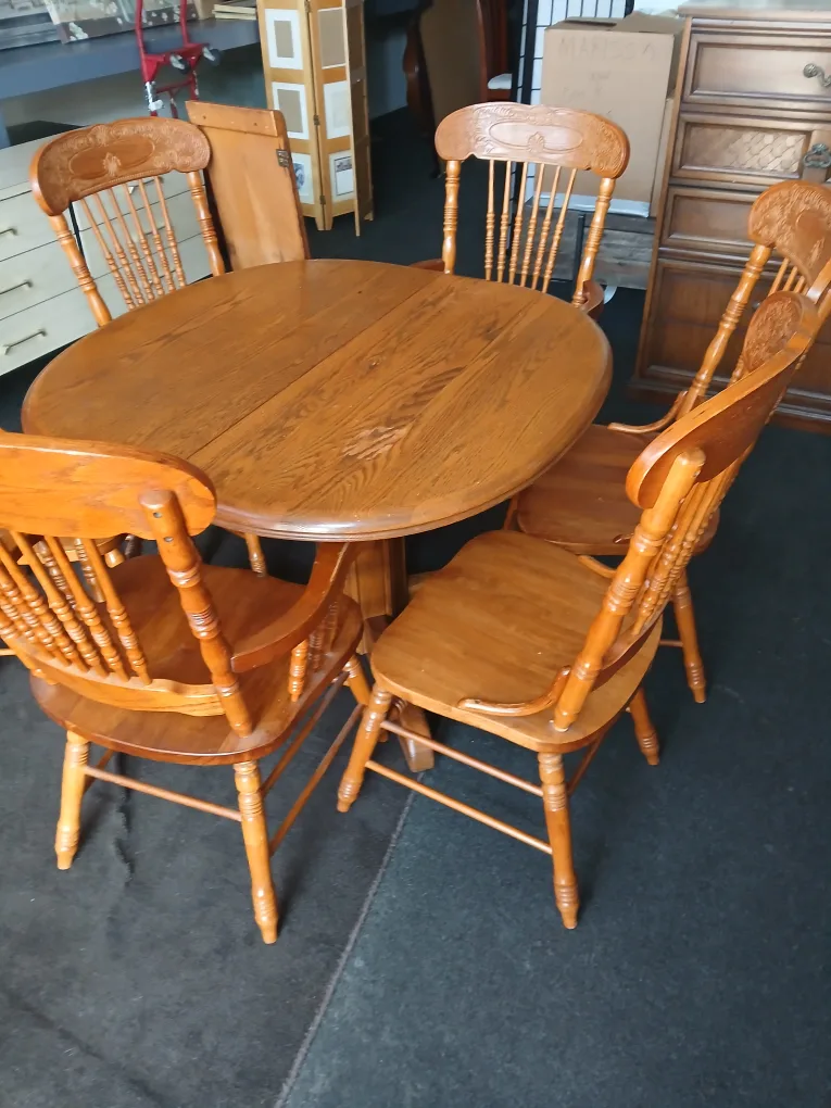 dining set 6chears must go today thumbnail