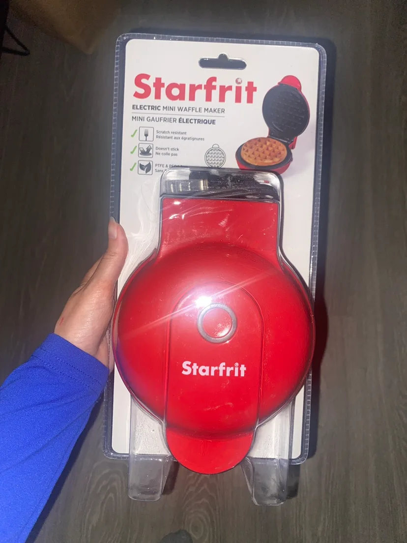 New Starfrit Electric Mini Waffle Maker thumbnail