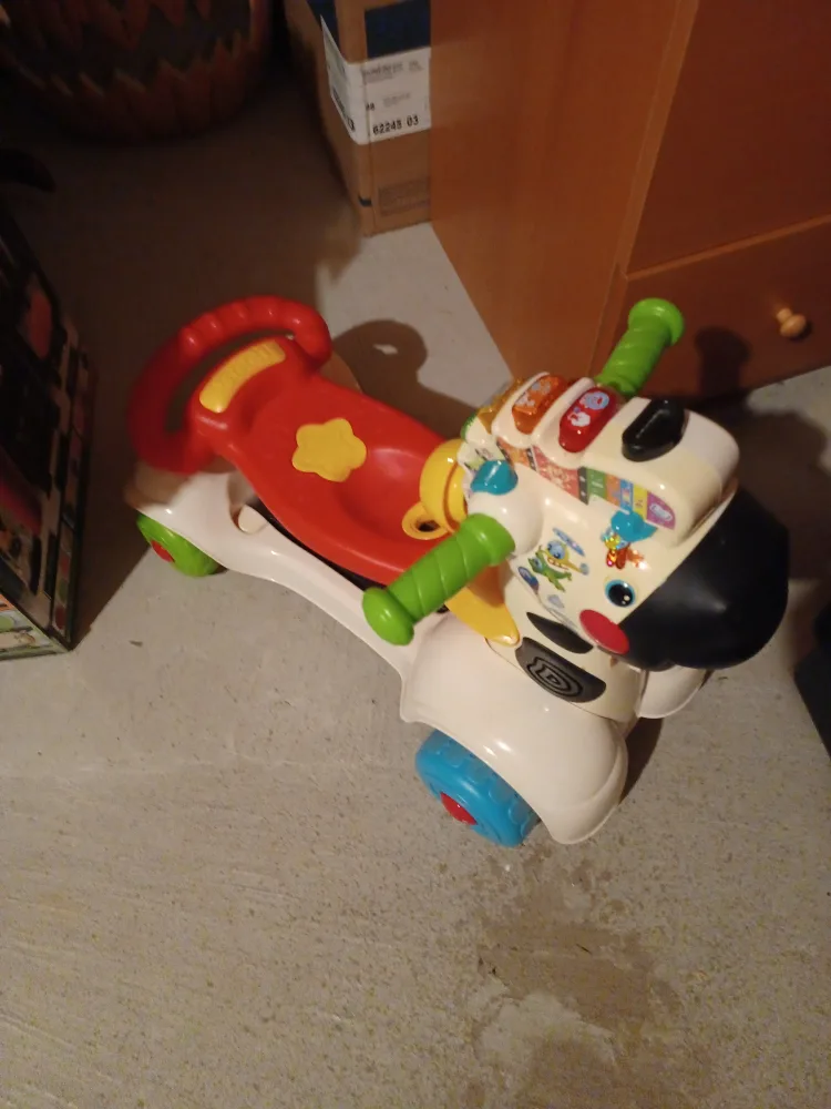 Baby Einstein Activity Jumper & Ride-On Toy image indicator(2)