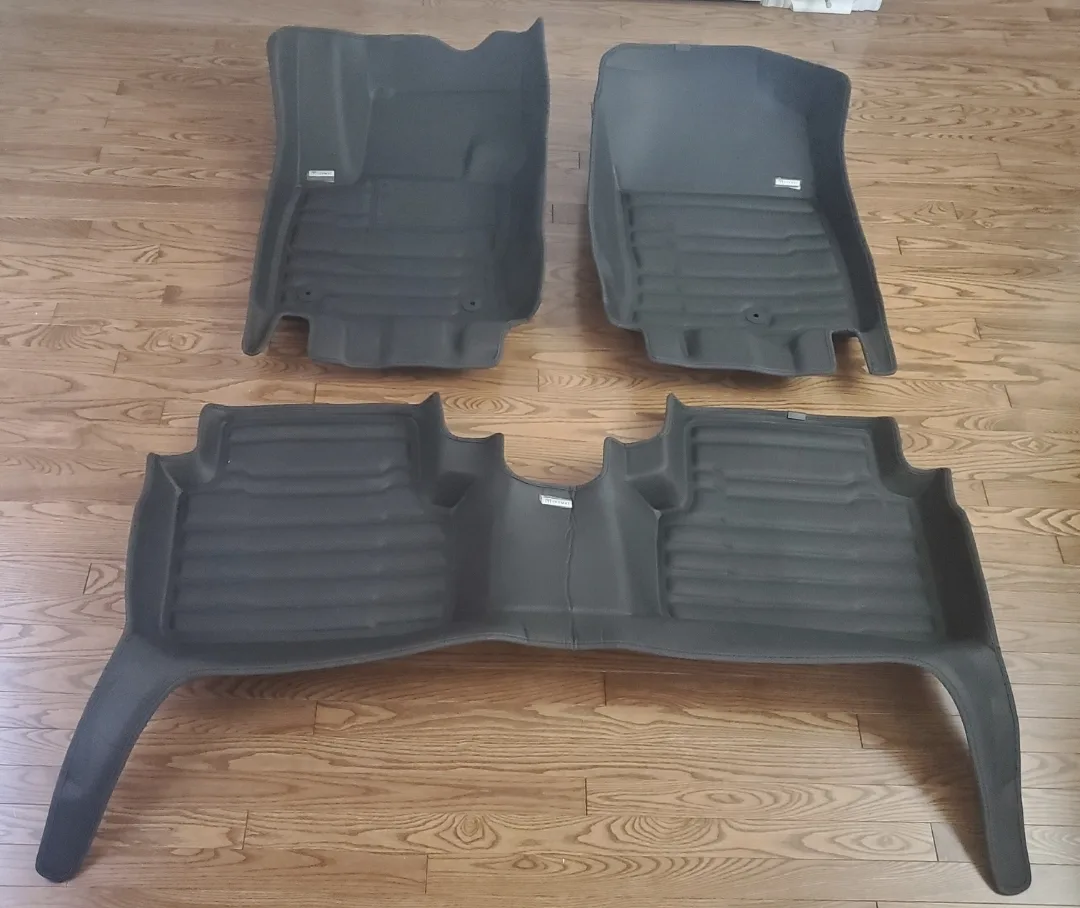 Ford Bronco Floor Mats image indicator(3)