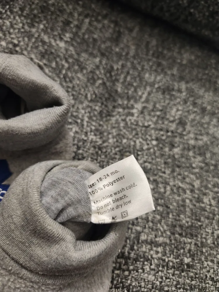 NHL Toronto Maple Leaf Baby Booties/Slippers-Size 18-24 months image indicator(8)