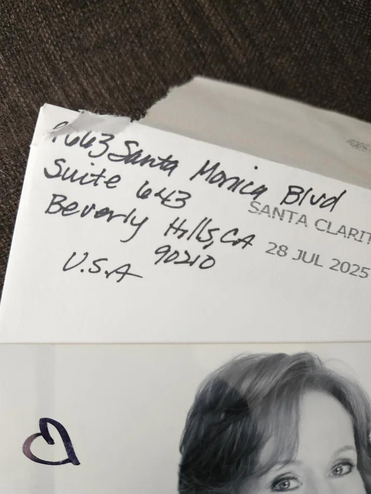 Carol Burnett authentic autograph on 4x6 glossy photo image indicator(2)