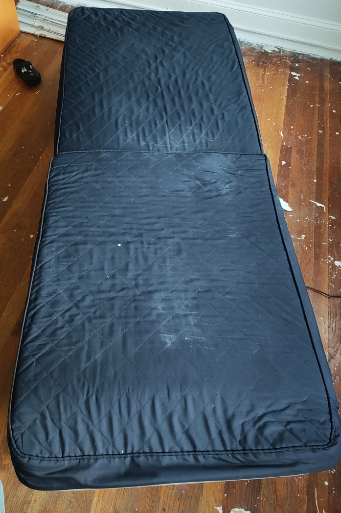 Folding Rollaway Bed - Twin Size