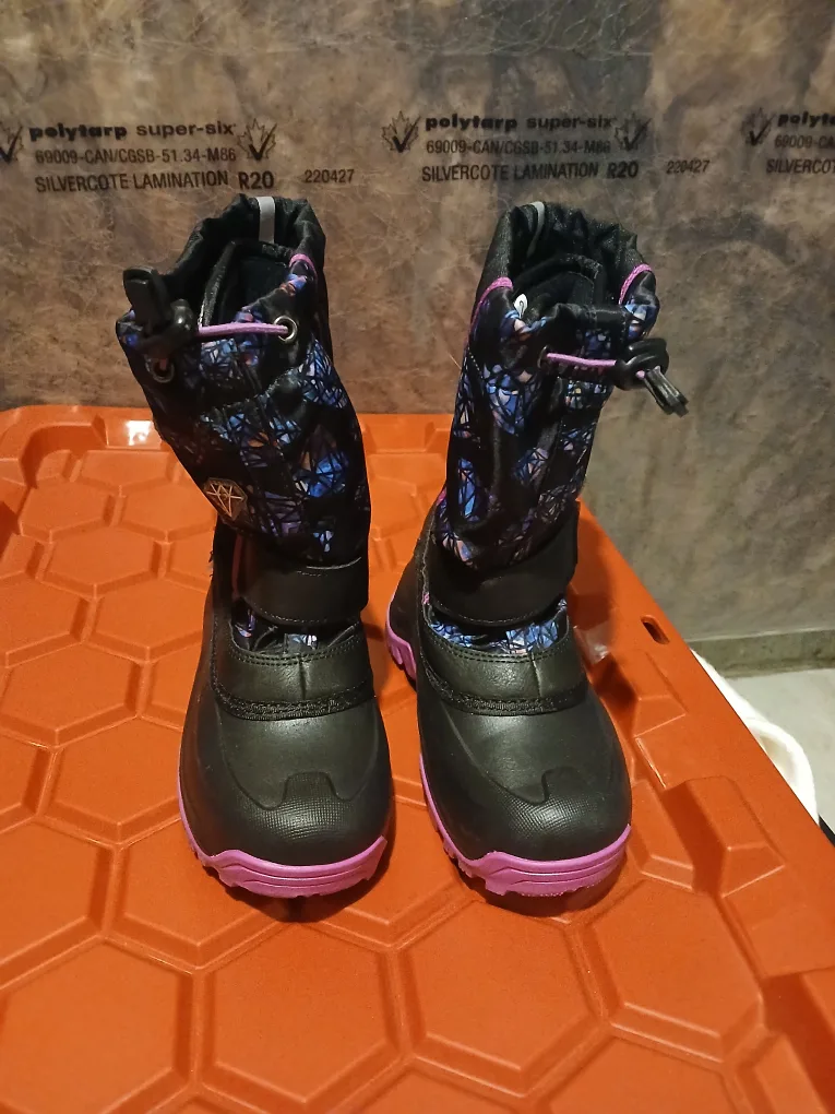 Size 2 Kids Winter Boots - Black & Purple thumbnail