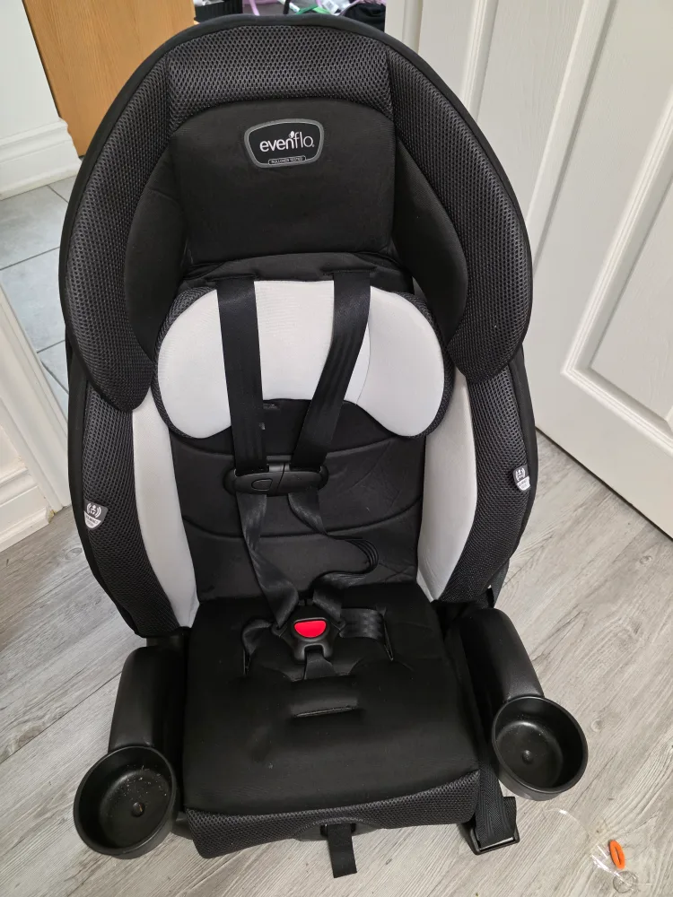 Evenflo Car Seat - Black thumbnail
