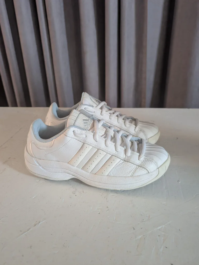 Adidas White Golf Shoes -women's 9.5 image indicator(2)