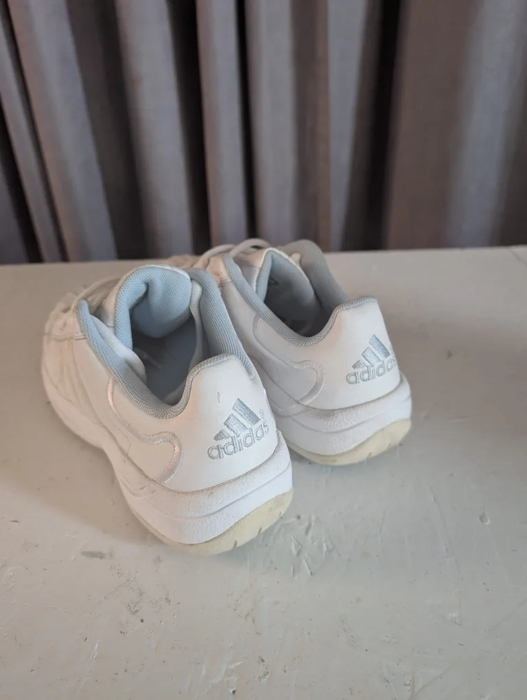 Adidas White Golf Shoes -women's 9.5 image indicator(3)