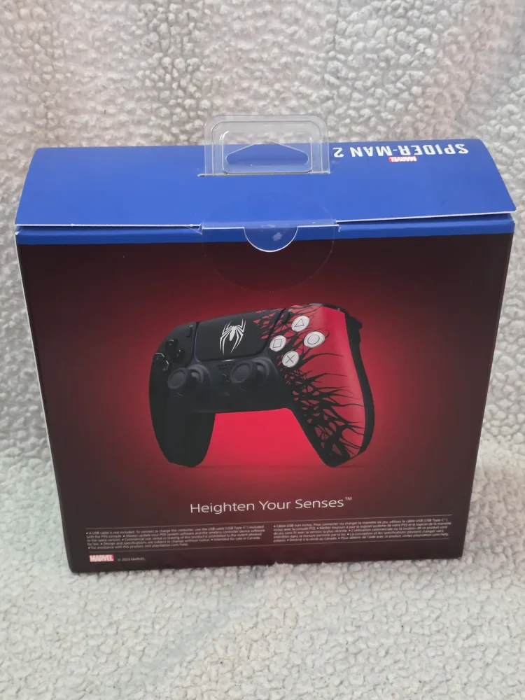 New Sony PlayStation DualSense Spider-Man 2 Limited Edition image indicator(4)