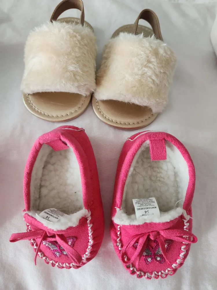 Baby Shoe Bundle: Sandals, Moccasins, Socks image indicator(3)