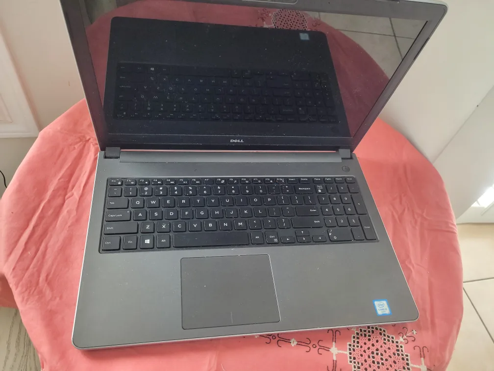 Dell broken screen laptop