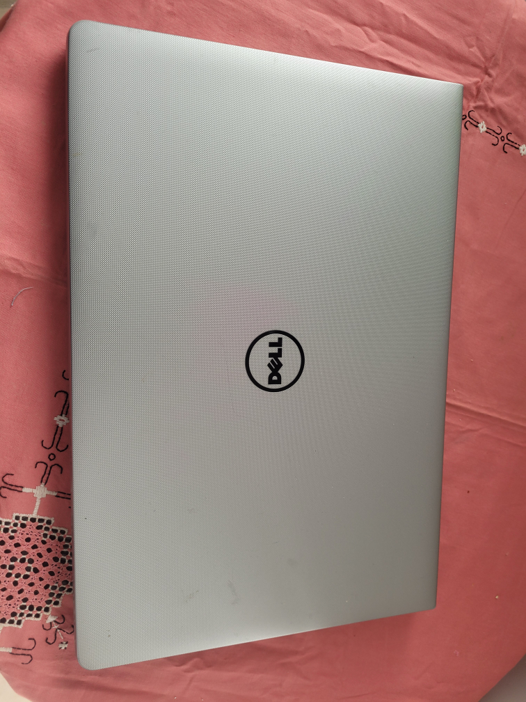 Dell broken screen laptop - photo 2