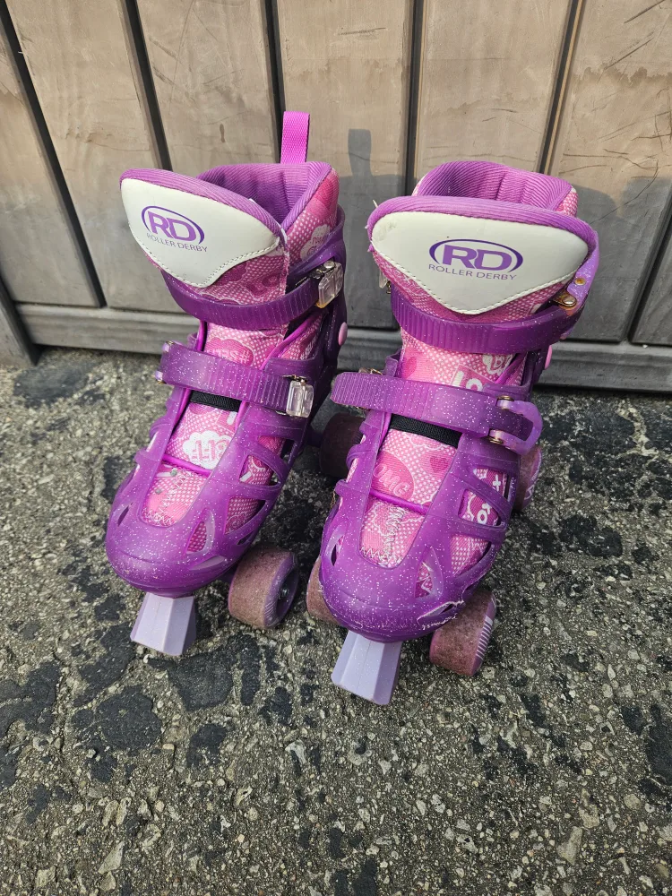 Size 2 Kids Inline Skates thumbnail