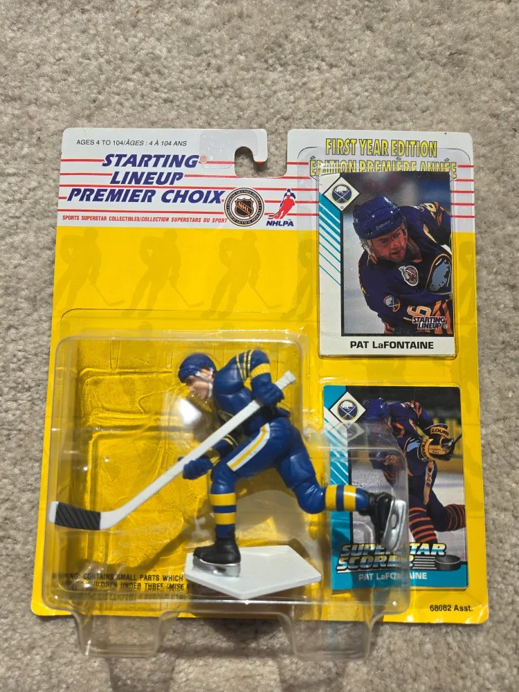 NHL Starting Lineup Pat LaFontaine Figure thumbnail
