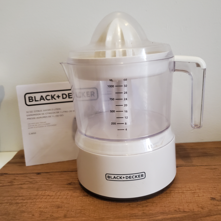 Black+Decker 32oz Citrus Juicer