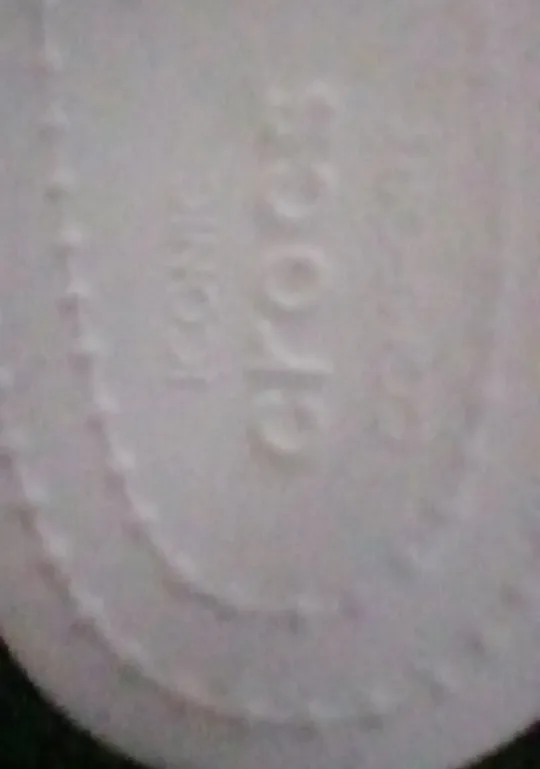 CROCS SWIFTWATER SANDAL - size 7 image indicator(7)