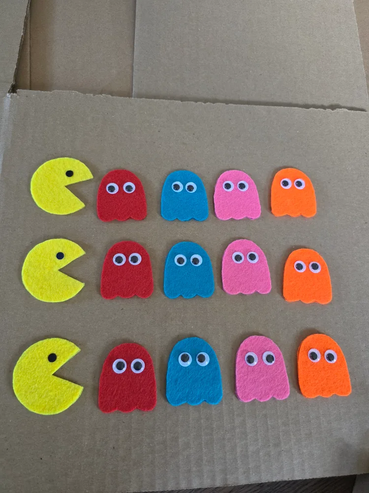 Handmade Pac-Man & Ghost Felt Appliqués image indicator(4)
