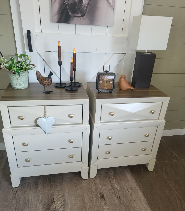 set of  nightstands or sm dressers