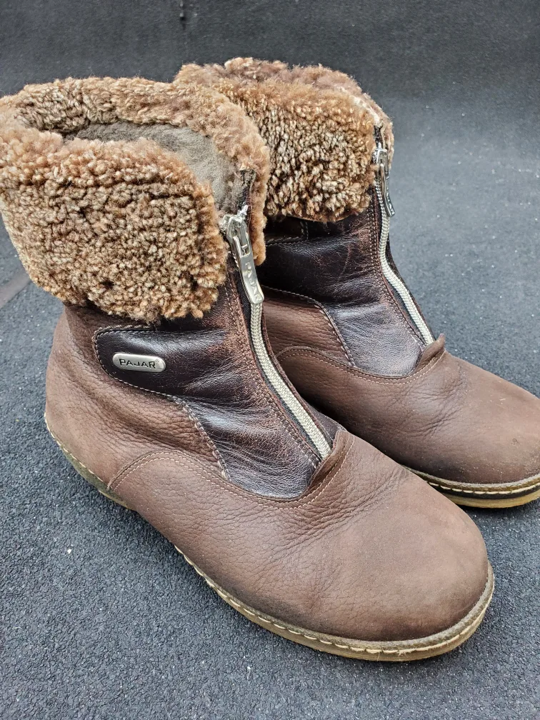 Pajar brown/tan leather sherpa lined ankle boots - size 8 image indicator(3)