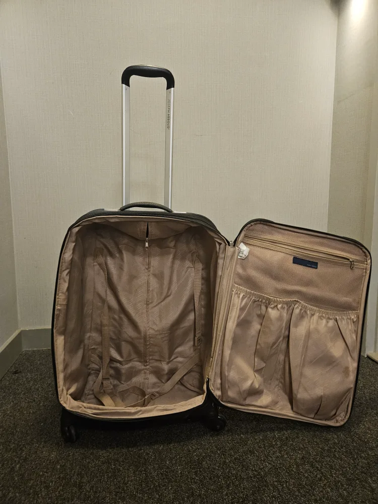 Joseph Abboud Carry-On Luggage image indicator(2)