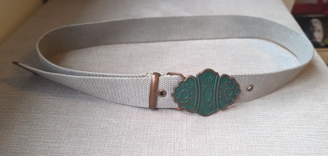 Grey  Belt with Green Buckle - Women's Size 6 thumbnail