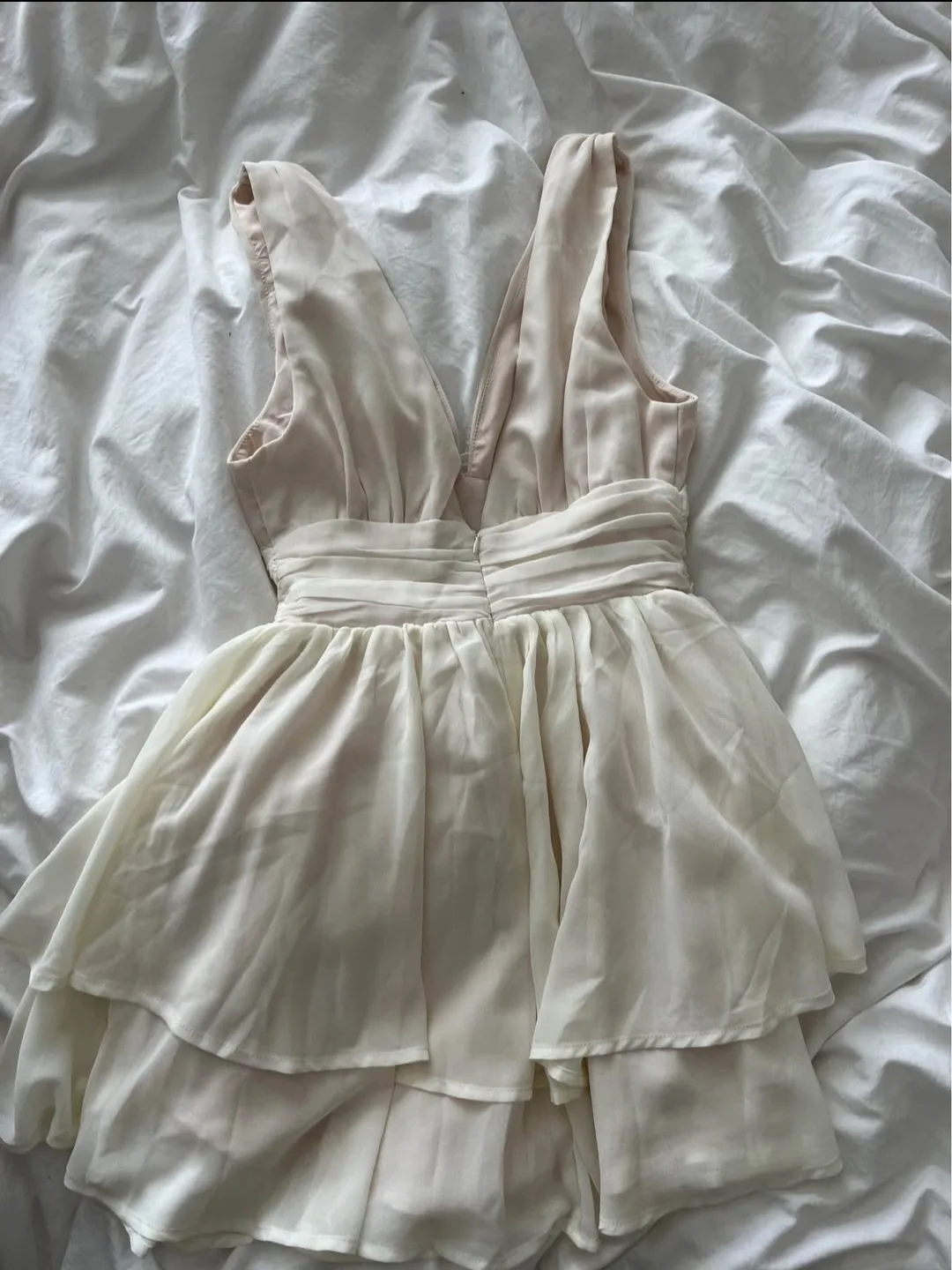 XXS Cream Flowy Dress image indicator(2)