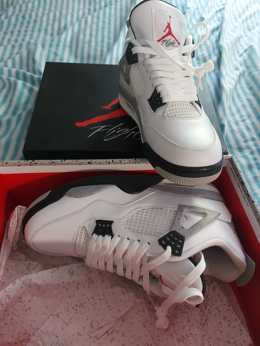 Air Jordan 4 Retro - Size 10.5 - photo 2