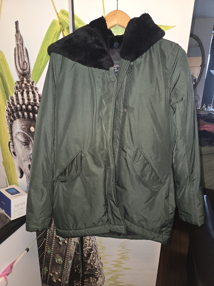 Abercrombie & Fitch Olive Green Parka - Size S