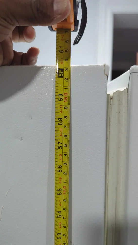 GE White Top Freezer Refrigerator image indicator(4)