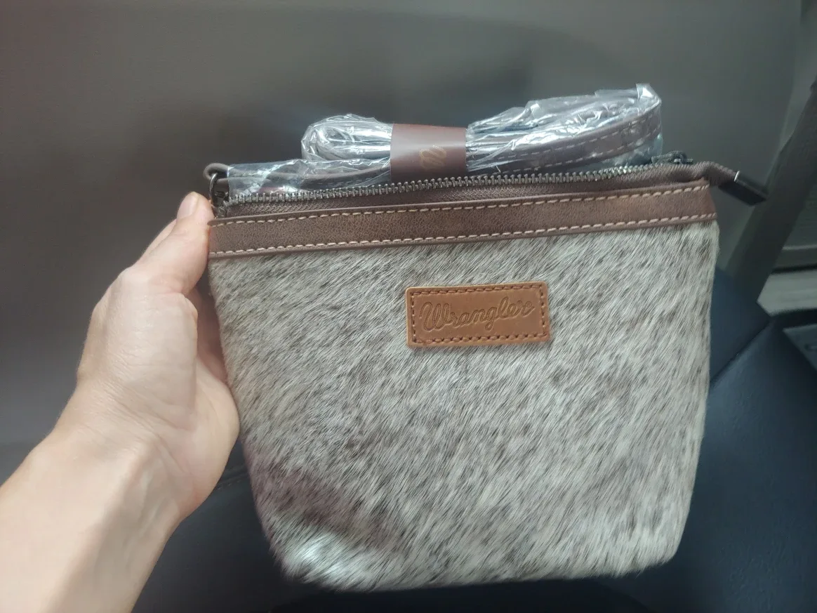 Wrangler Cowhide & Floral Embossed Bag image indicator(4)