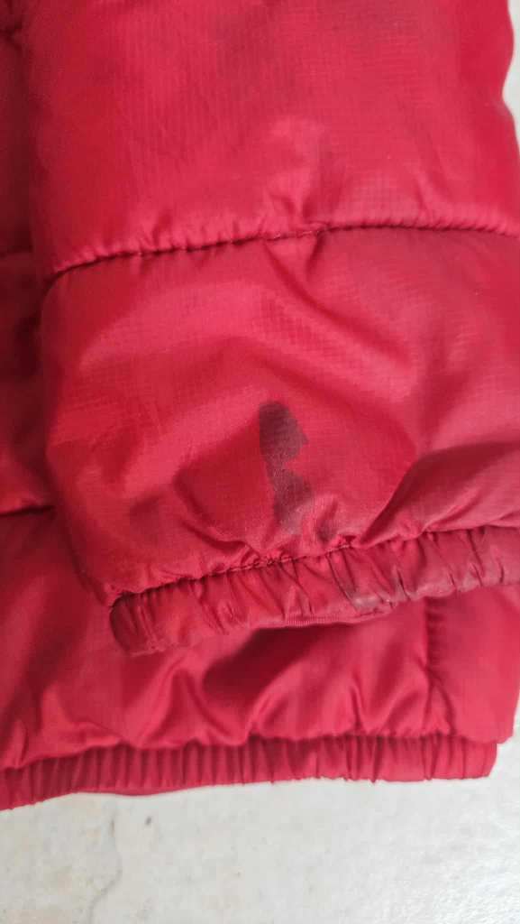 Winter Jacket Size 5 boys or girls - photo 3