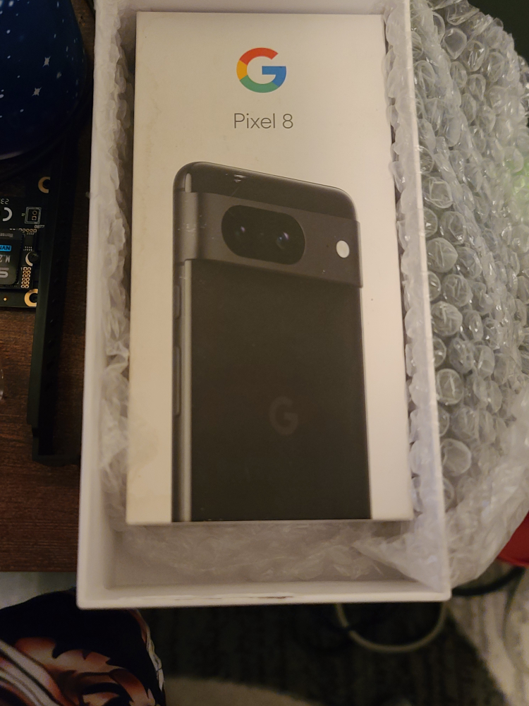 New Google Pixel 8 - Box Included!