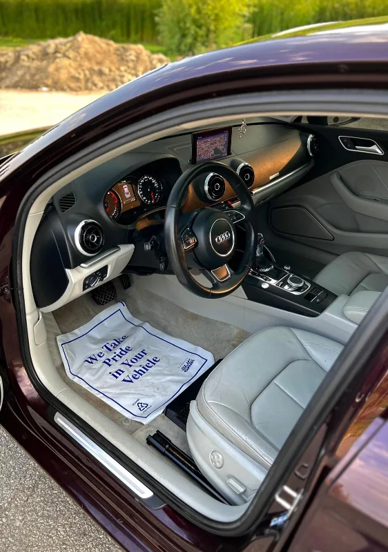 Audi A3 Sedan - 2015 Quattro image indicator(4)