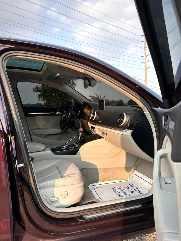 Audi A3 Sedan - 2015 Quattro image indicator(8)