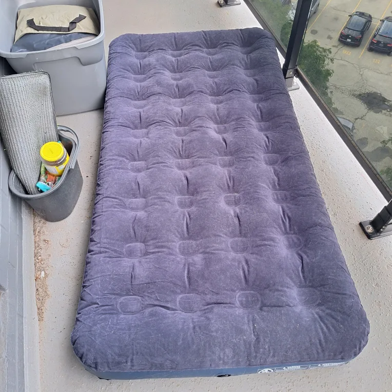 Air Mattress  Twin thumbnail