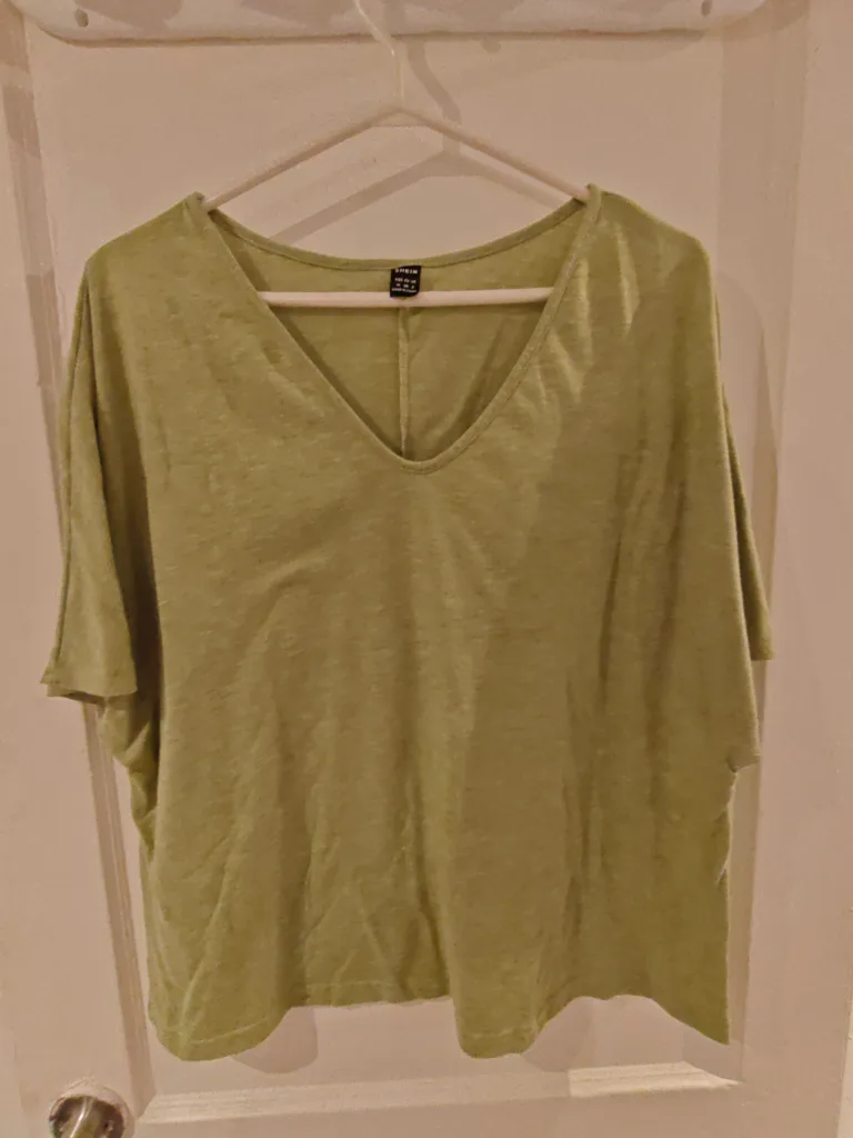 Green V-Neck T-Shirt - Size M thumbnail