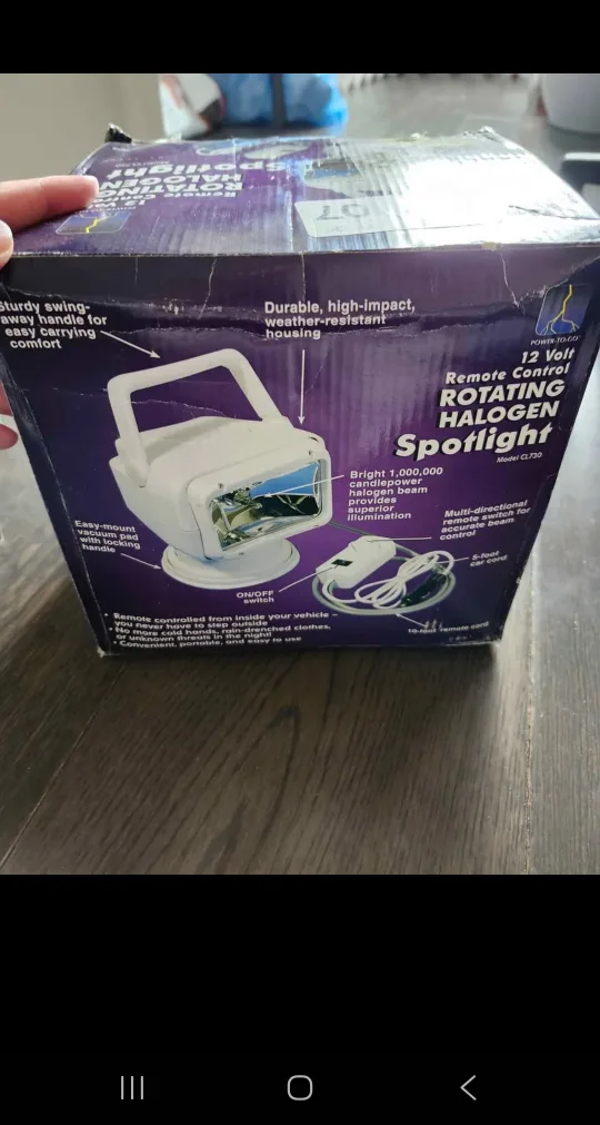 Power To Go 12V Rotating Halogen Spotlight thumbnail